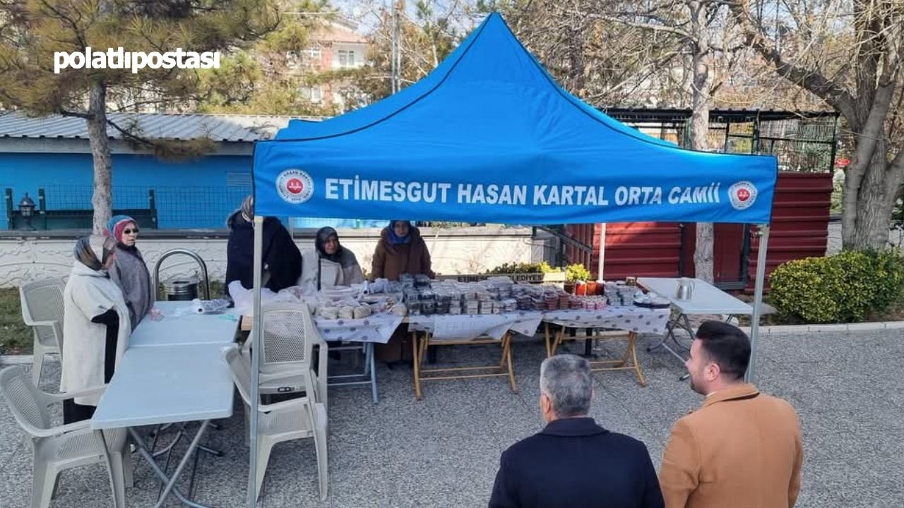 Etimesgut’ta “Hayır Çarşısı” Depremzedeler İçin Kuruldu  (2)