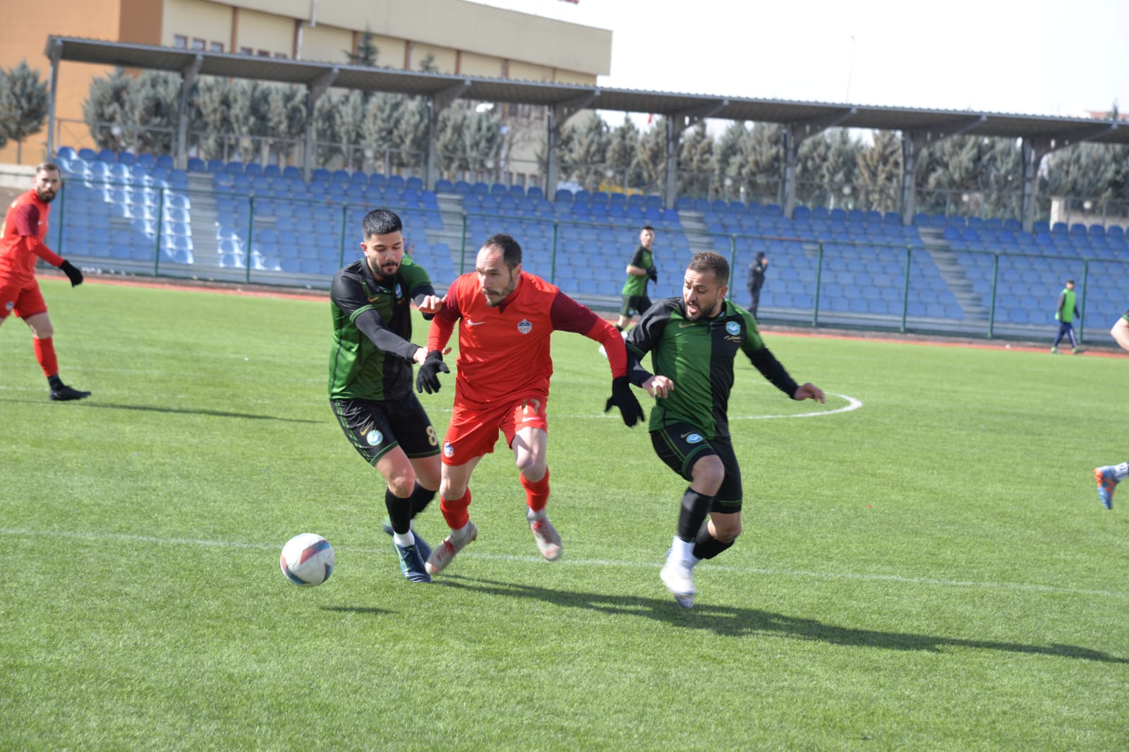 Kahramankazan Belediyespor Liderliğini Sürdürdü (1)