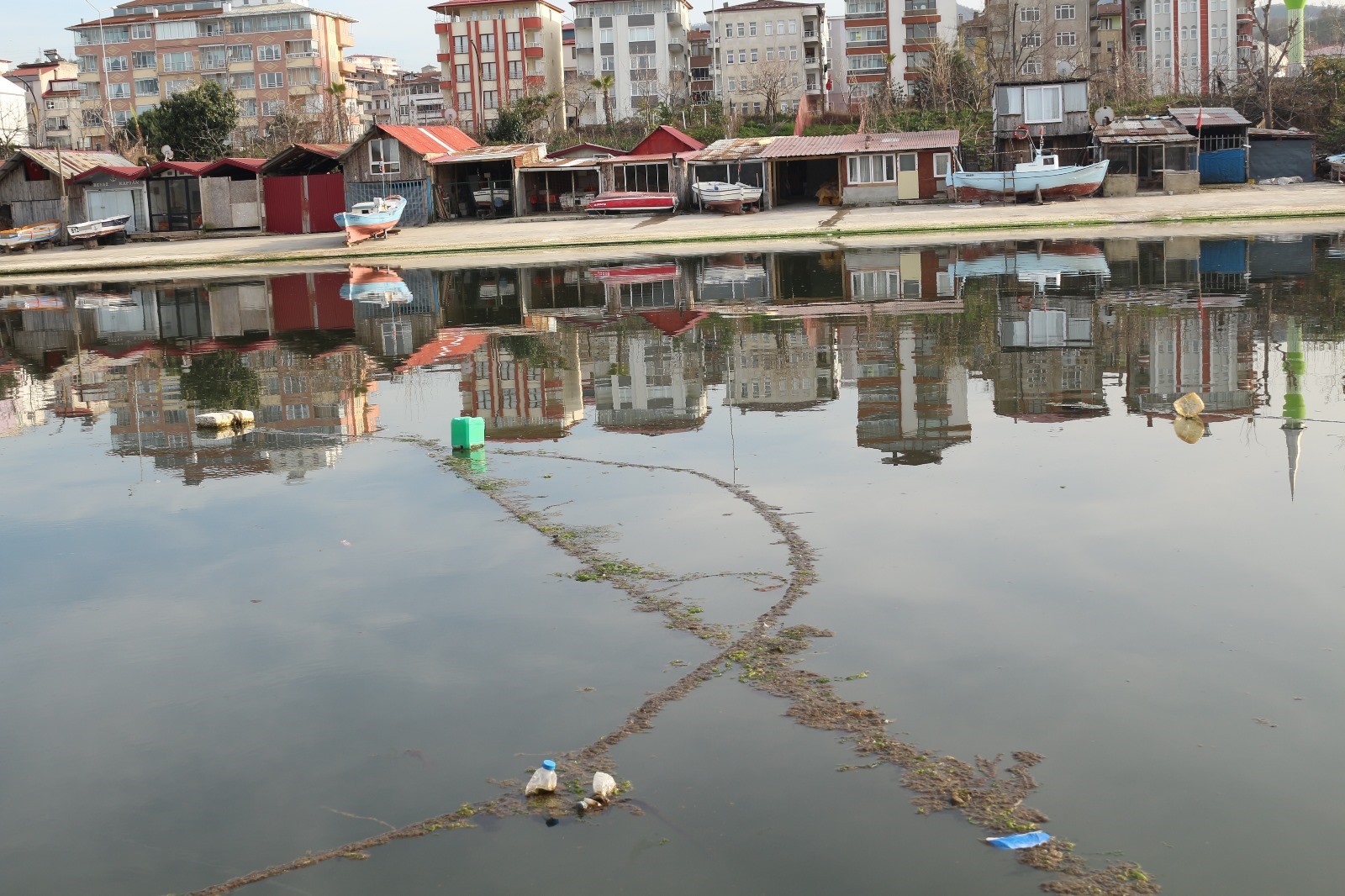 Balıkçı Mahsur1