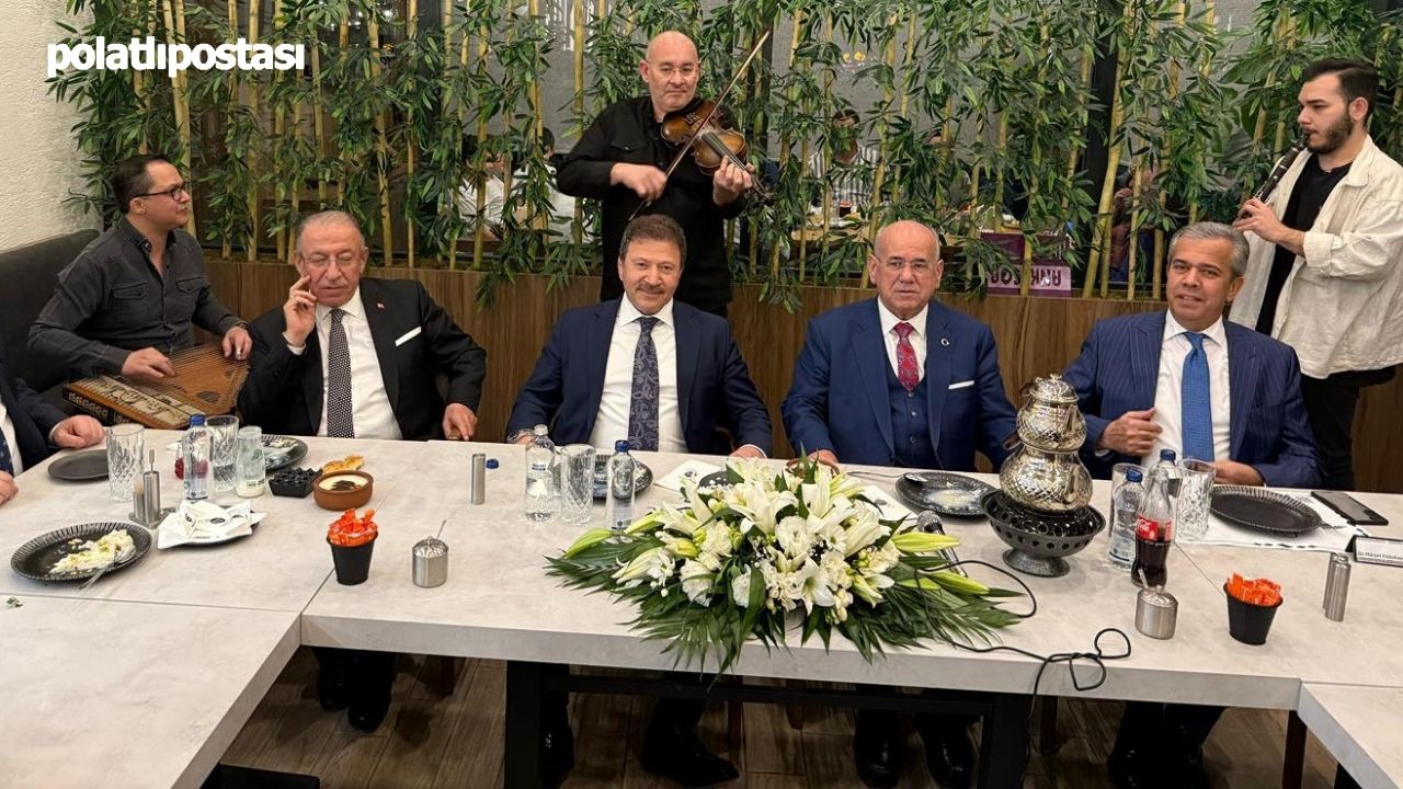 Polatlı’da Düzenlenen Iftar Programında Esnaf Temsilcileri Bir Araya Geldi (1)