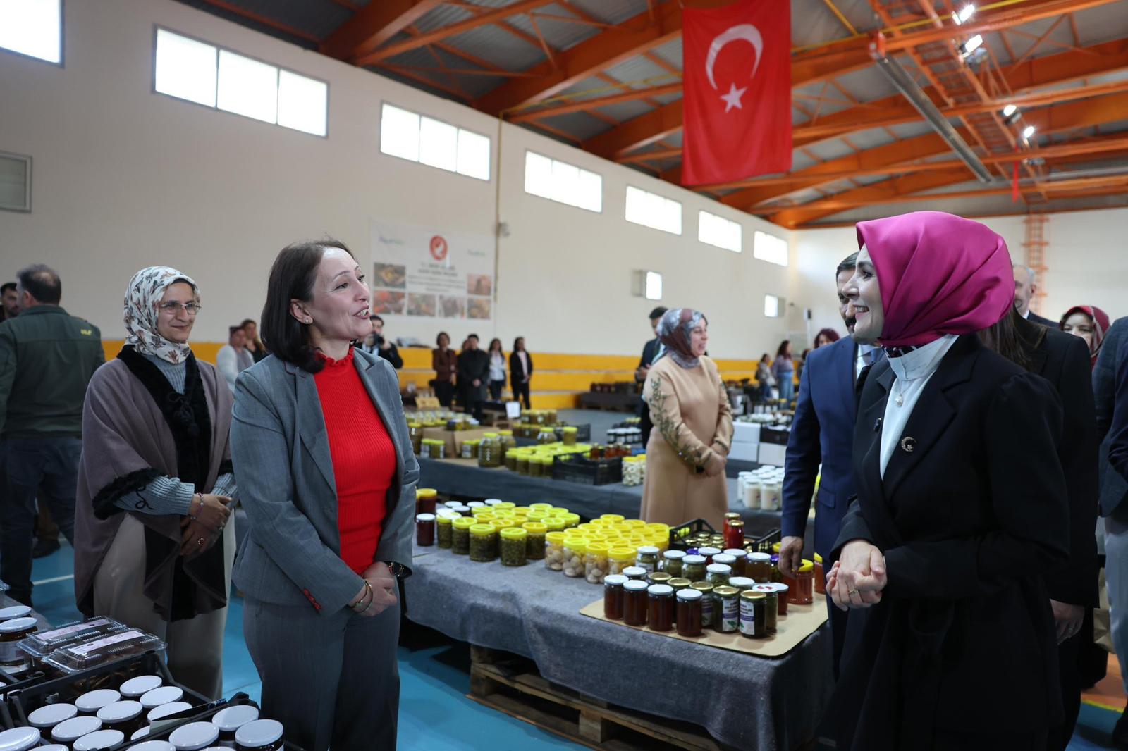 Türkiye Yüzyılı Kadınları Ve Kardeşlik Iftarı  (3)