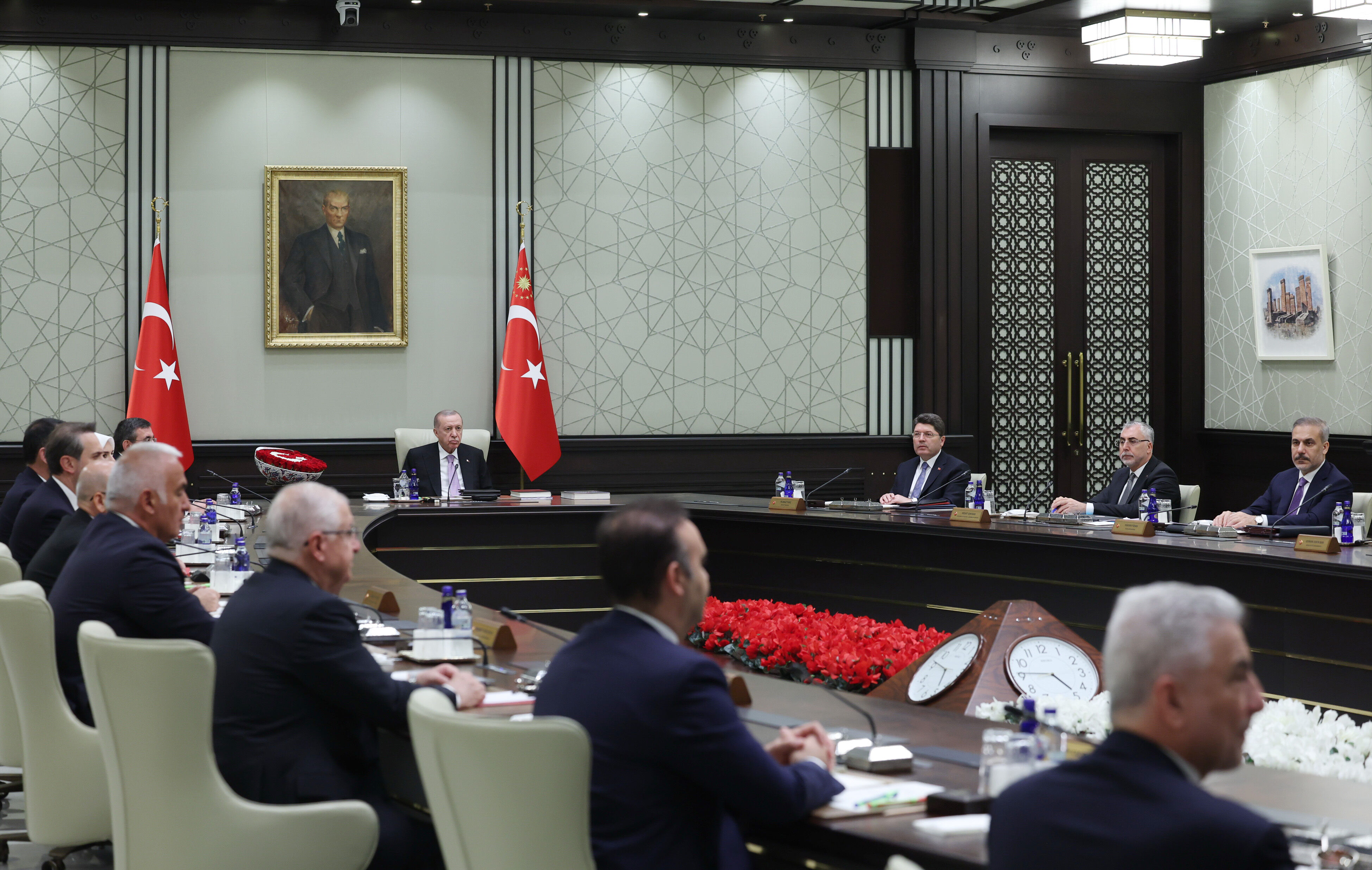 Bahçeli'den Kabine'ye “Terörsüz Türkiye” Jesti  (2)