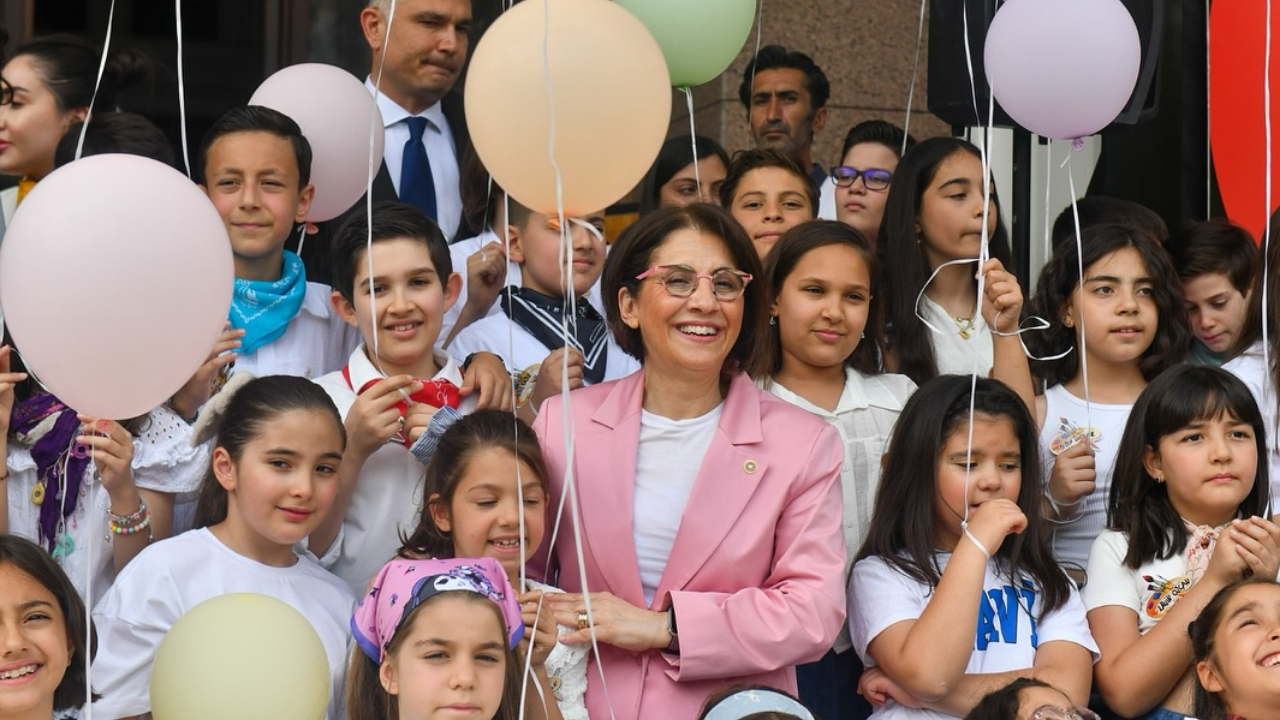 ‘Çark Ve Salıncak’ Sergisi Başkentli Sanatseverlerle Buluştu (1)