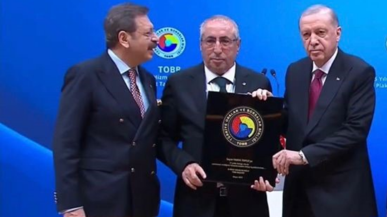Cumhurbaşkanı Erdoğan’dan Polatlı’ya Onur Plaketi (1)