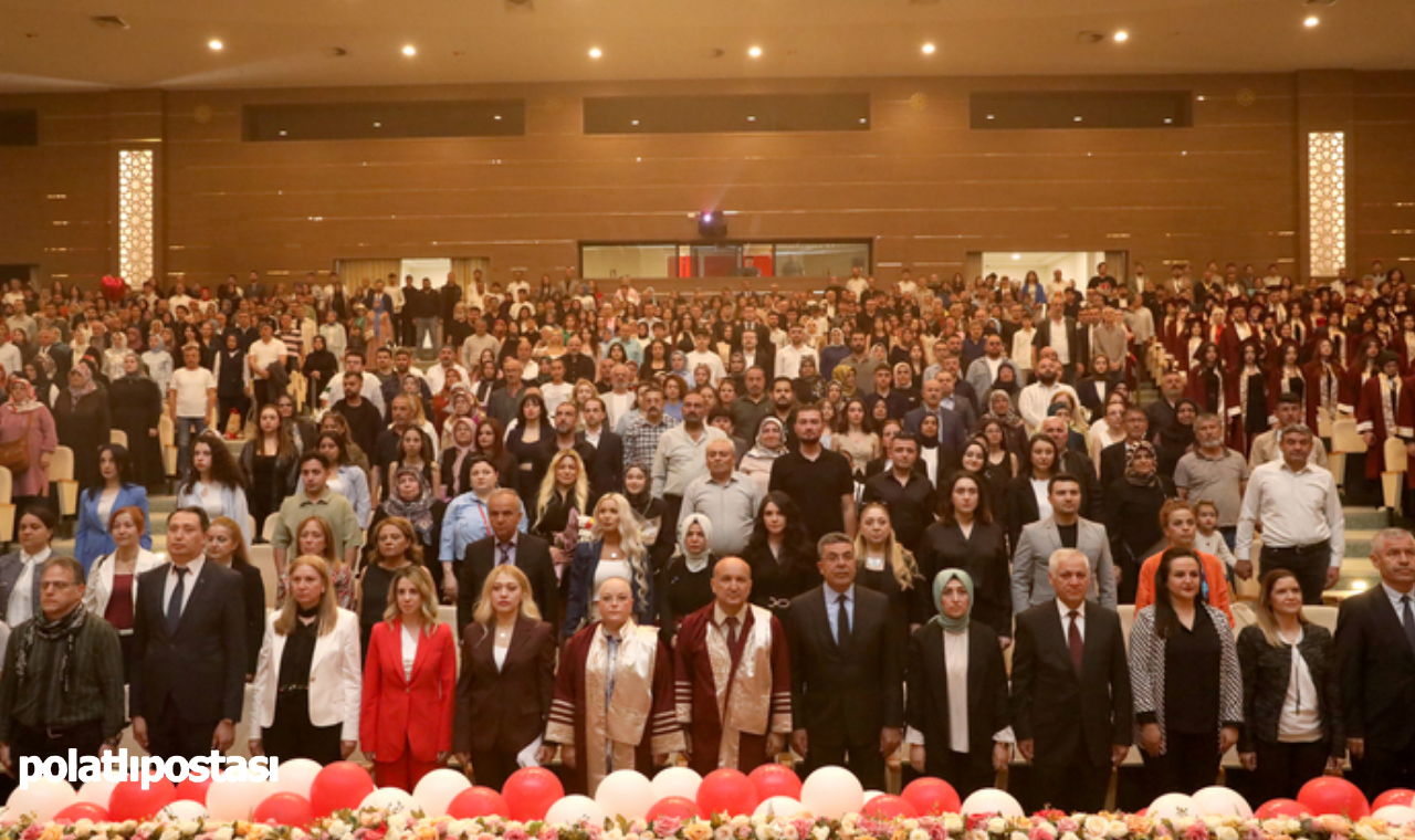 Hacı Bayram Veli Üniversitesi Polatlı Myo'da Mezuniyet Coşkusu (1)