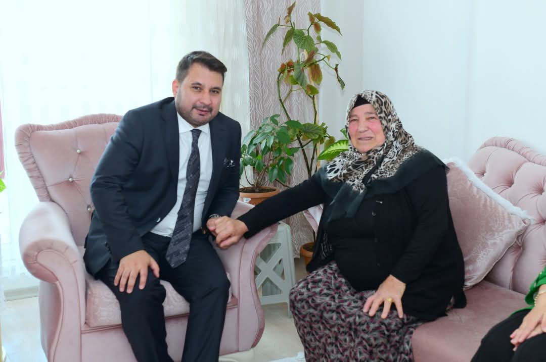 Kahramankazan Belediye Başkanı, Şehit Annelerini Yalnız Bırakmadı (2)
