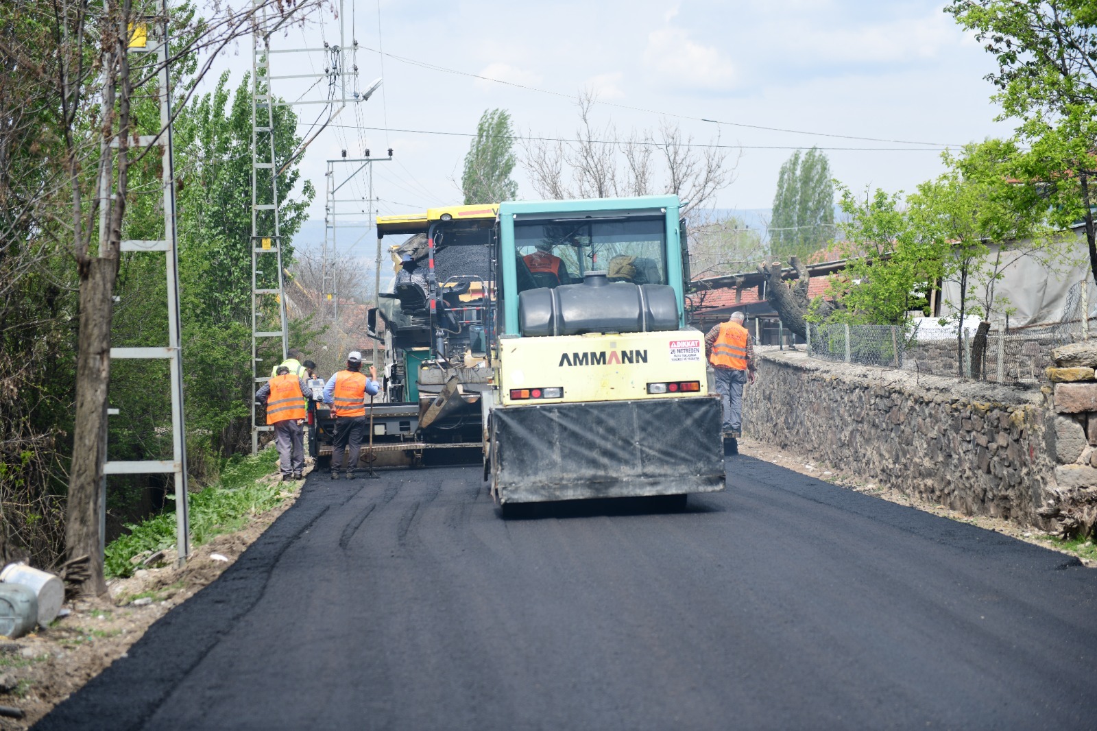 Kahramankazan'da Asfaltlanmadık Kırsal Bölge Kalmıyor (2)