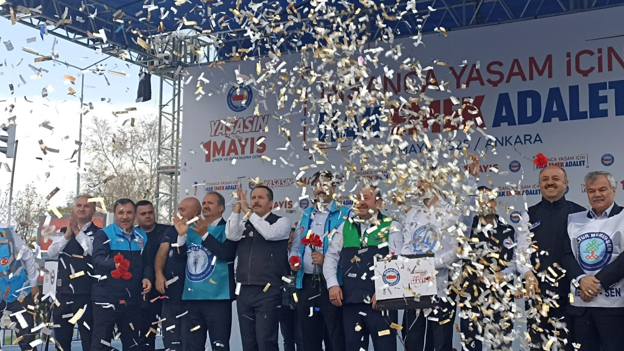 Memur Sen'den 1 Mayıs Kutlaması (1)