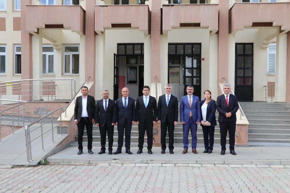 Milli Eğitim Bakan Yardımcısı Yılmaz Hakkari'de (3)