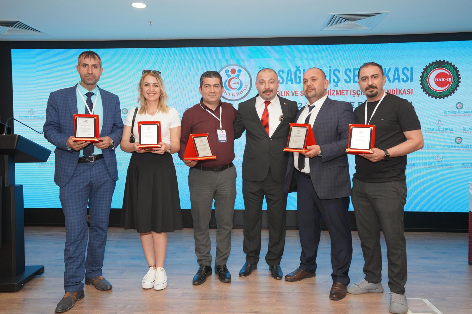 Öz Sağlık İş Ankara 2 No’lu Şube Genel Kurulu’nda Yener Öztürk Güven Tazeledi (2)
