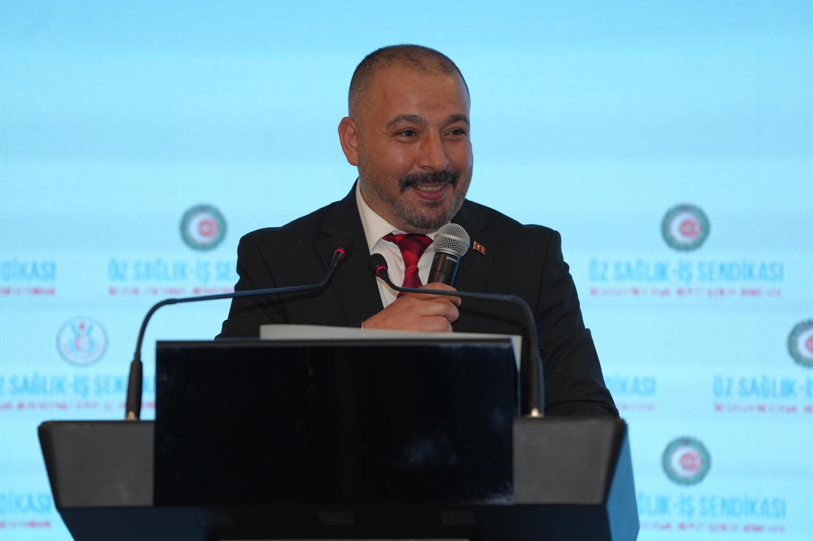 Öz Sağlık İş Ankara 2 No’lu Şube Genel Kurulu’nda Yener Öztürk Güven Tazeledi (4)
