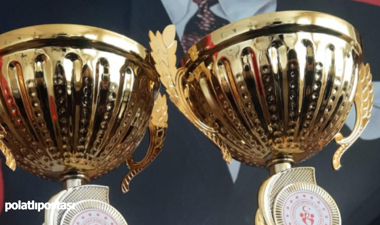 Polatlı Genç Osman Ortaokulu'ndan Voleybolda Çifte Şampiyonluk! (3)