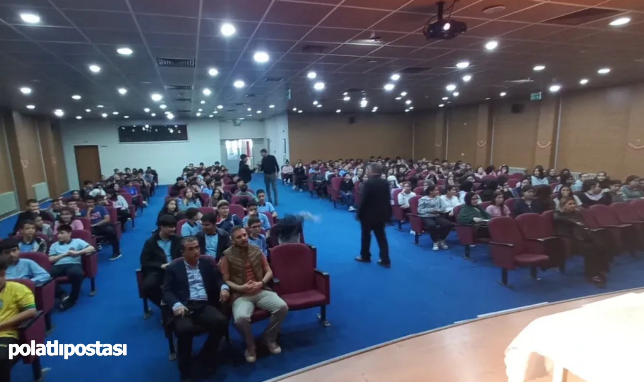 Polatlı İmam Hatip Ortaokulu'nda Lgs'ye Hazırlık Hiperzeka Yazarları Öğrencilerle Buluştu (1)