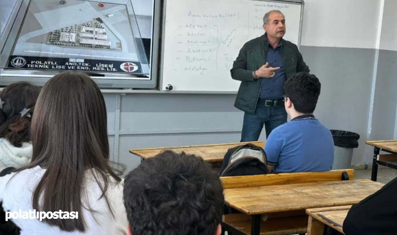 Polatlı Namık Kemal Ortaokulu'nda Mesleki Tanıtım Ve Yöneltme Faaliyetleri (1)