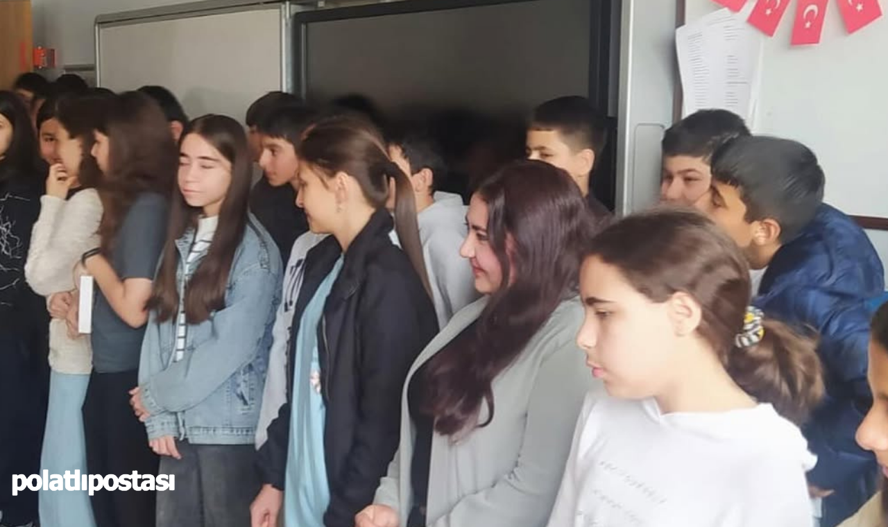 Polatlı Zafer Ortaokulu'nda Anlamlı Buluşma Veli Toplantısında Anneler Günü Sürprizi! (2)