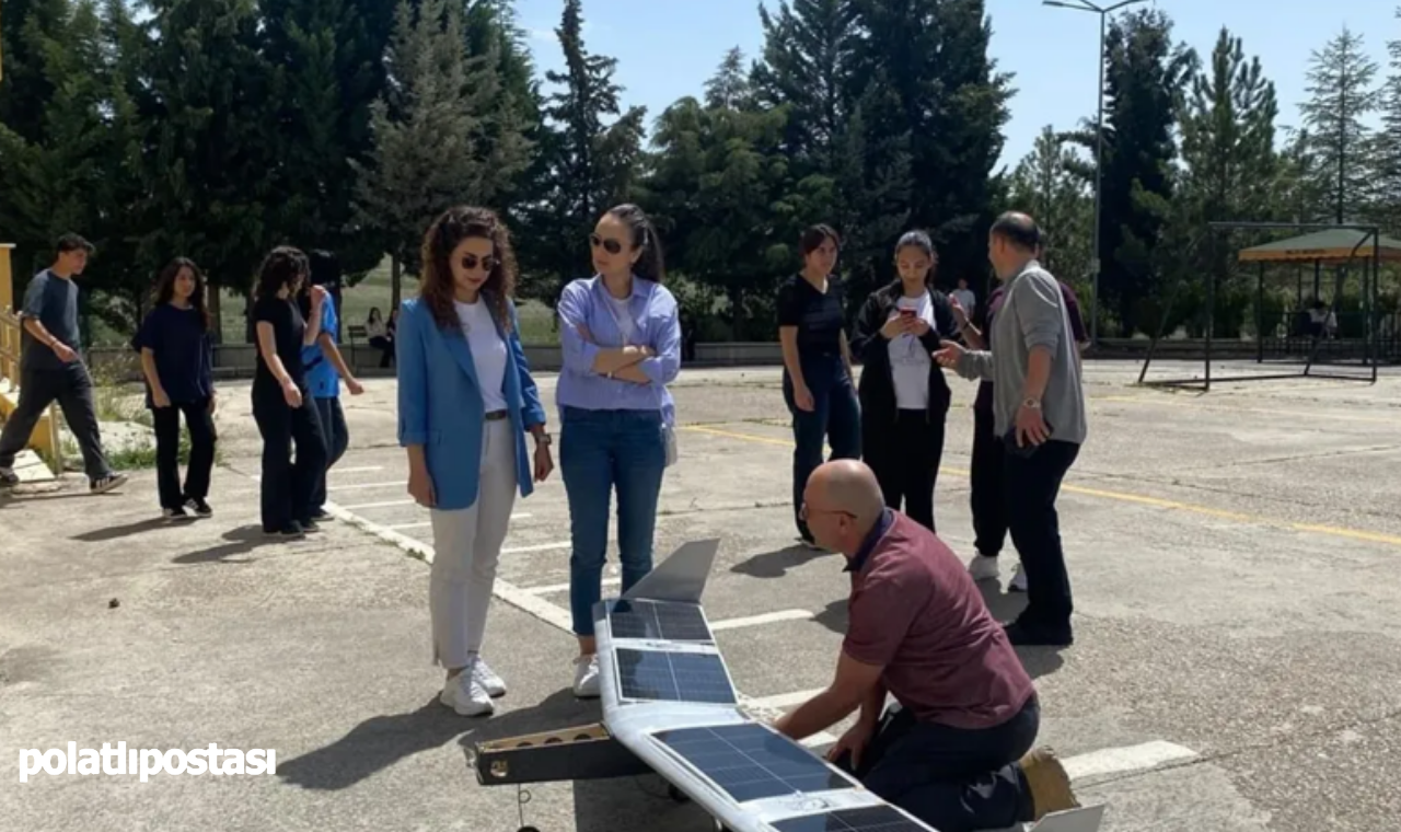 Polatlı'da Bilim Uygulamaları Semineri Geleceğin Teknolojileri Masaya Yatırıldı (3)