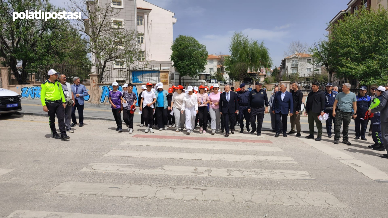 Polatlı’da Trafik Haftası Etkinliği “Bir Kural, Bir Ömür”  (5)