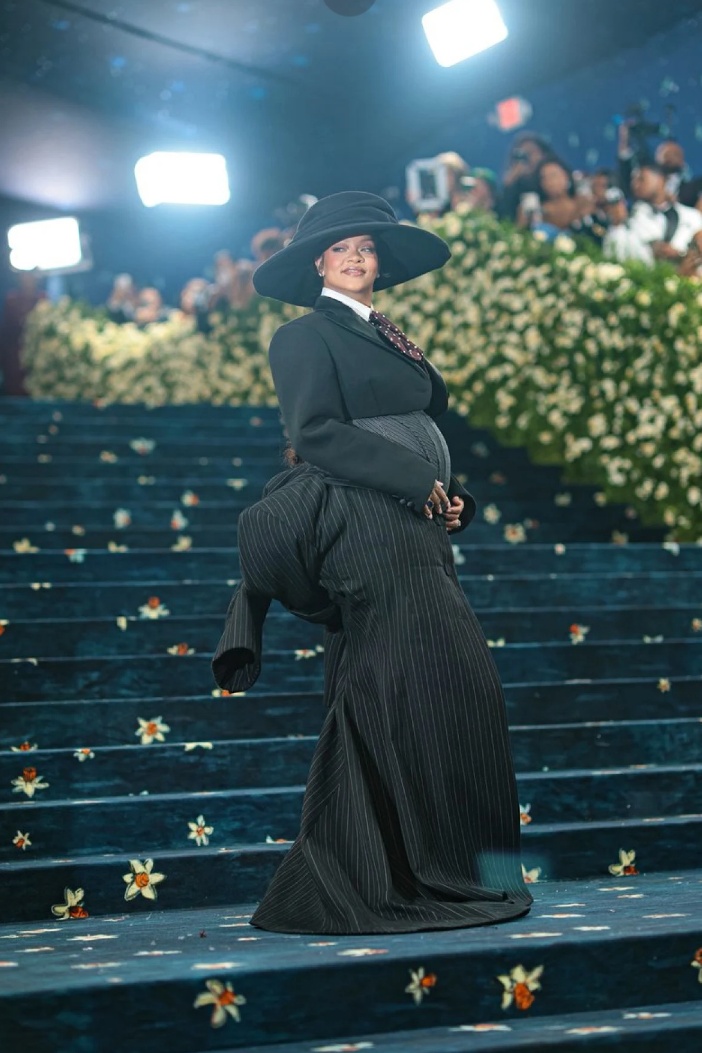 Rihanna Met Gala 2