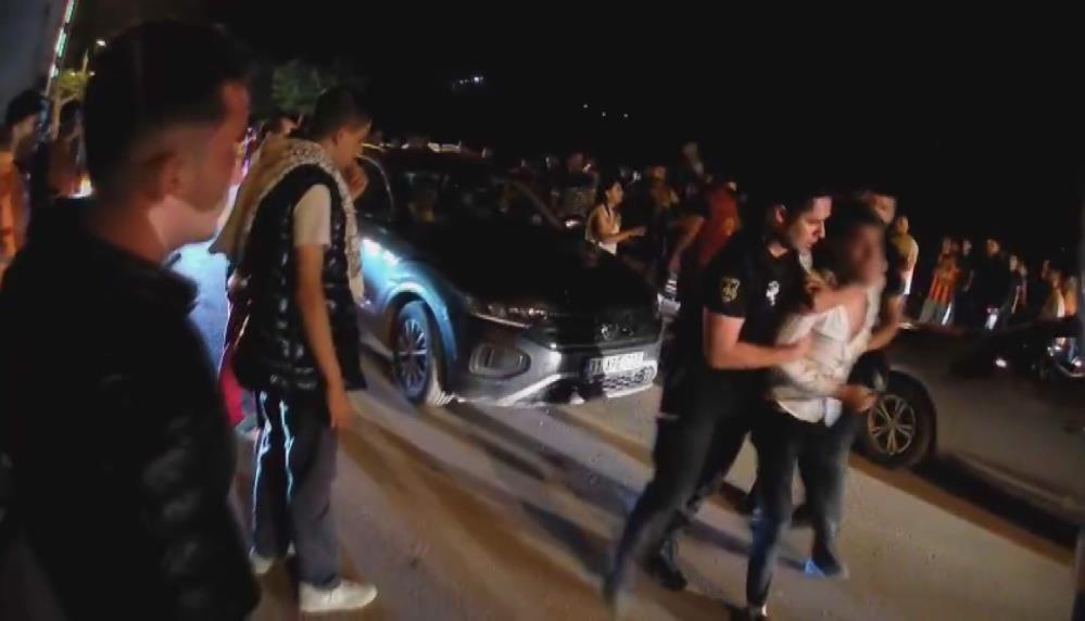 Şampiyonluk Kutlamasında Kavga Çıktı! (2)