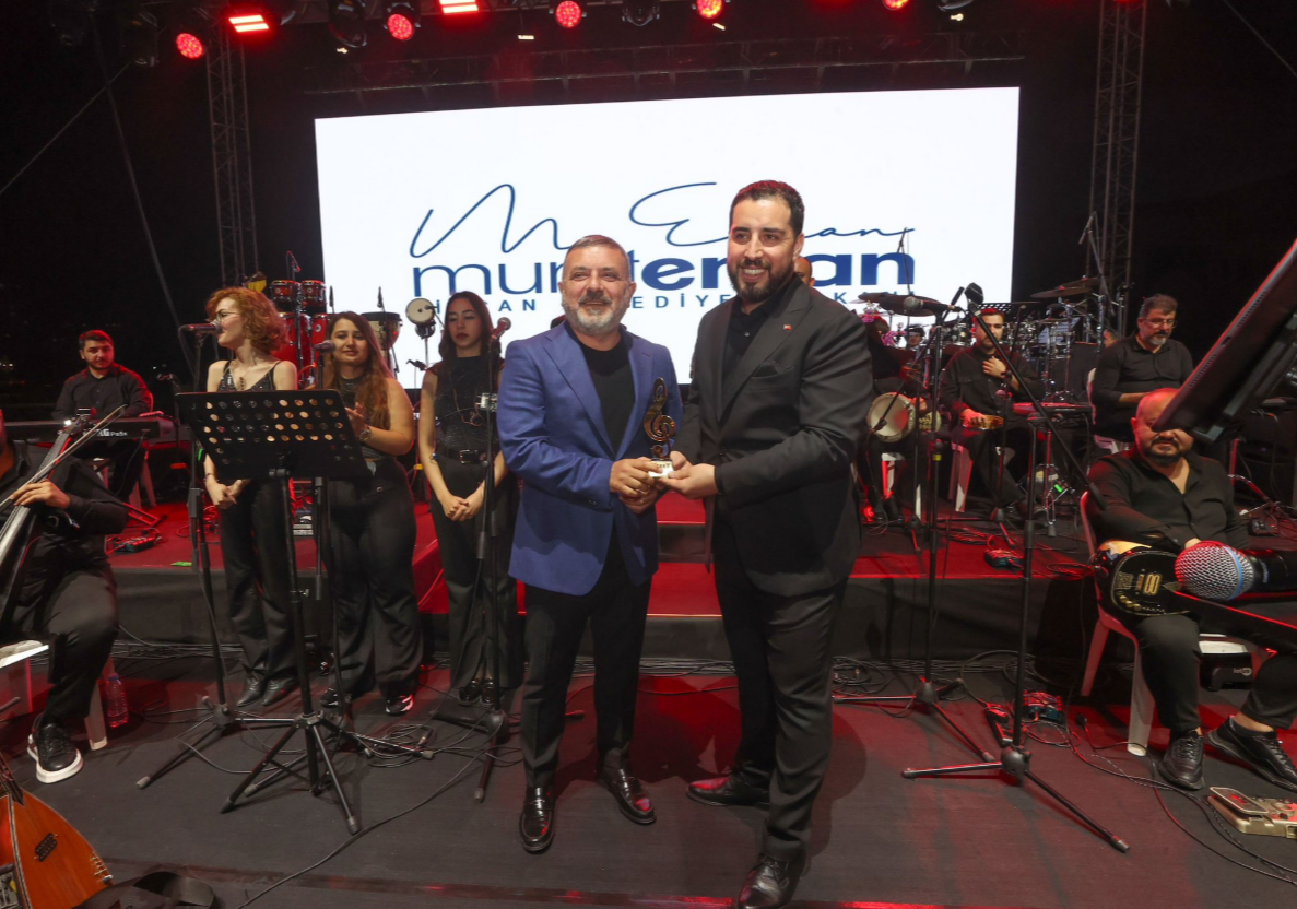 Sincan’da 19 Mayıs Bengü Ve Mustafa Taş Konserleriyle Kutlandı  (3)