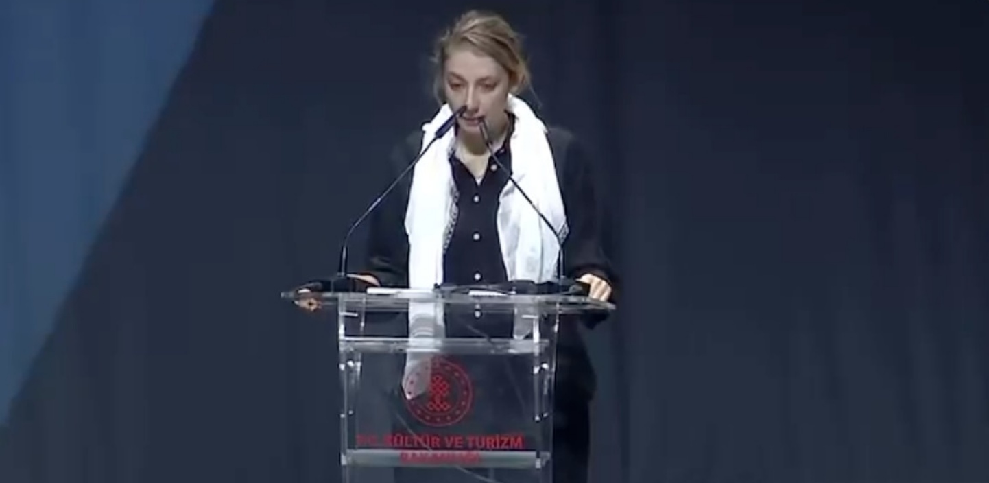 Sırrı Süreyya Akm 2