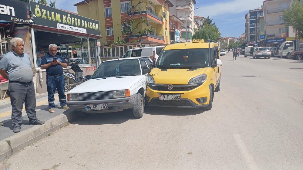 Takla Atan Aracın Içinden Yara Almadan Çıktı! (2)