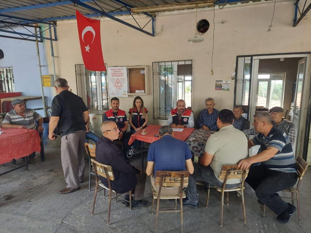 Tarım Müdürlüğü Zararlılara Karşı Uyardı (1)
