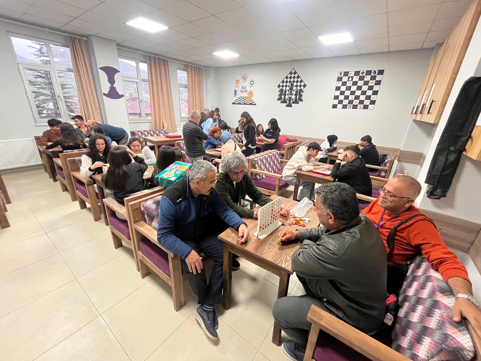 Yenimahalleli Öğrenciler Ve Öğretmenler Sivas'ta (3)