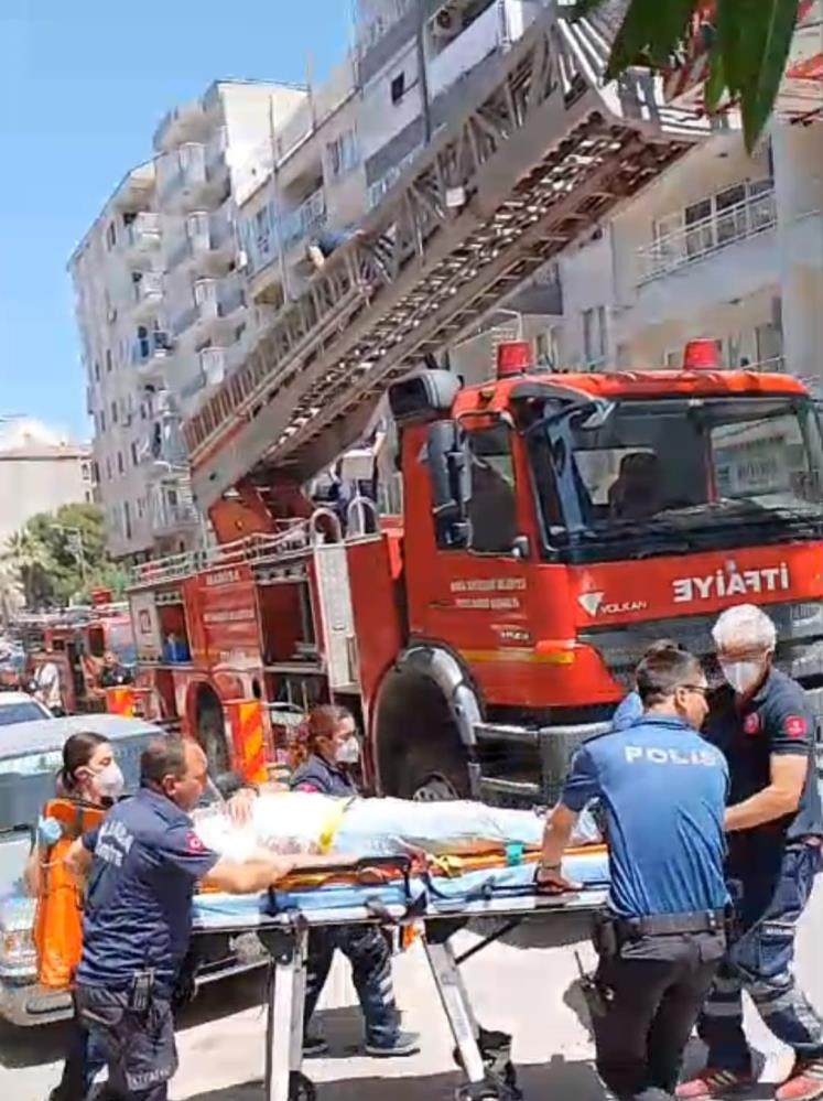 Asansör Dairesindeki Yangın, Itfaiyeyi Harekete Geçirdi (2)