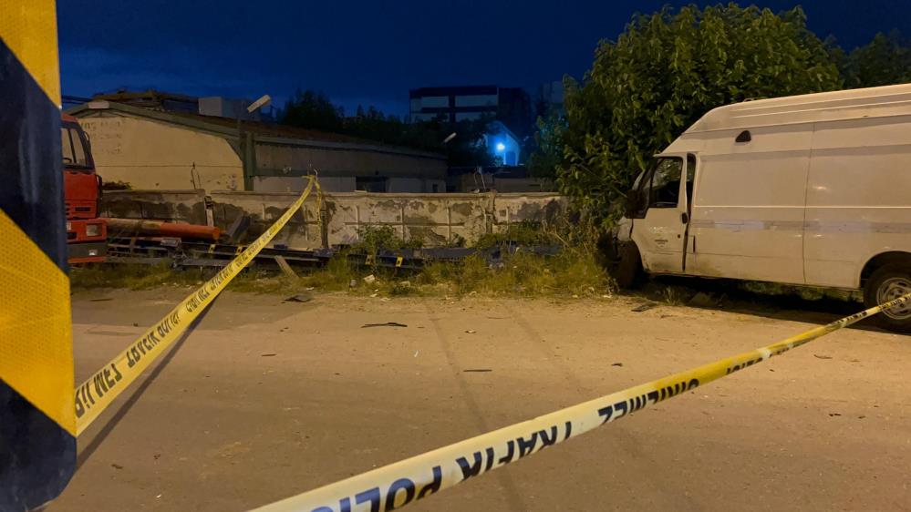 Horozu Kurtarmak Için Kalp Masajı Yaptı (2)
