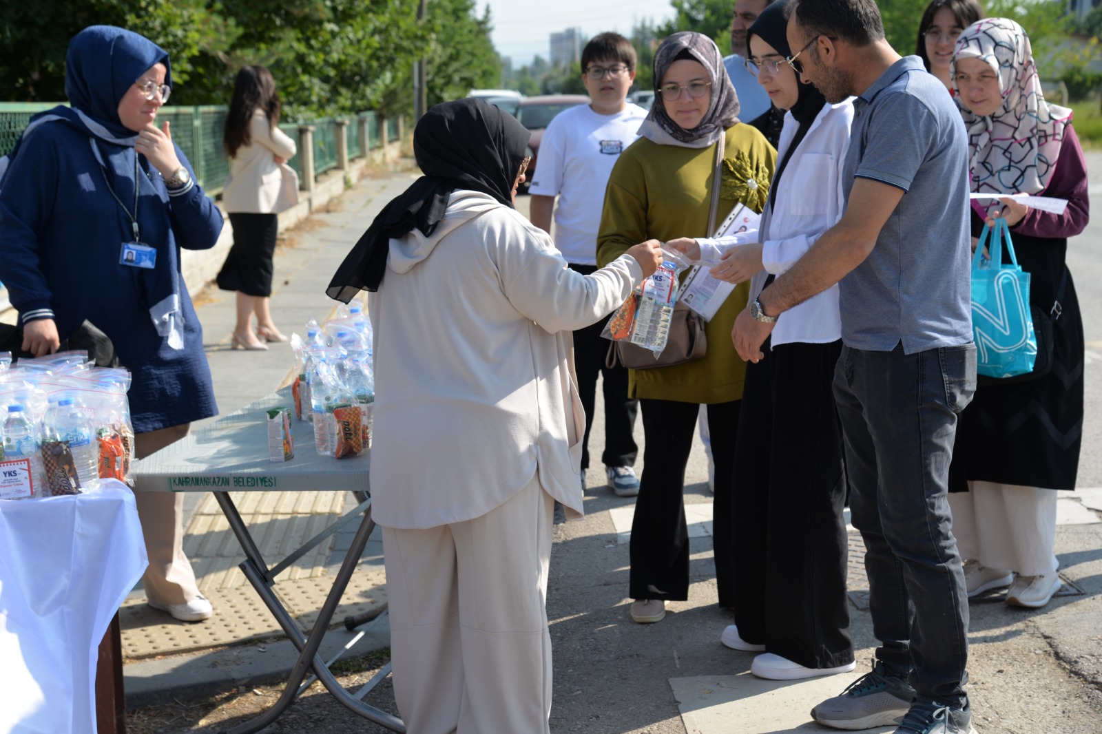 Kahramankazan’da Sınav Günü Dayanışması (2)