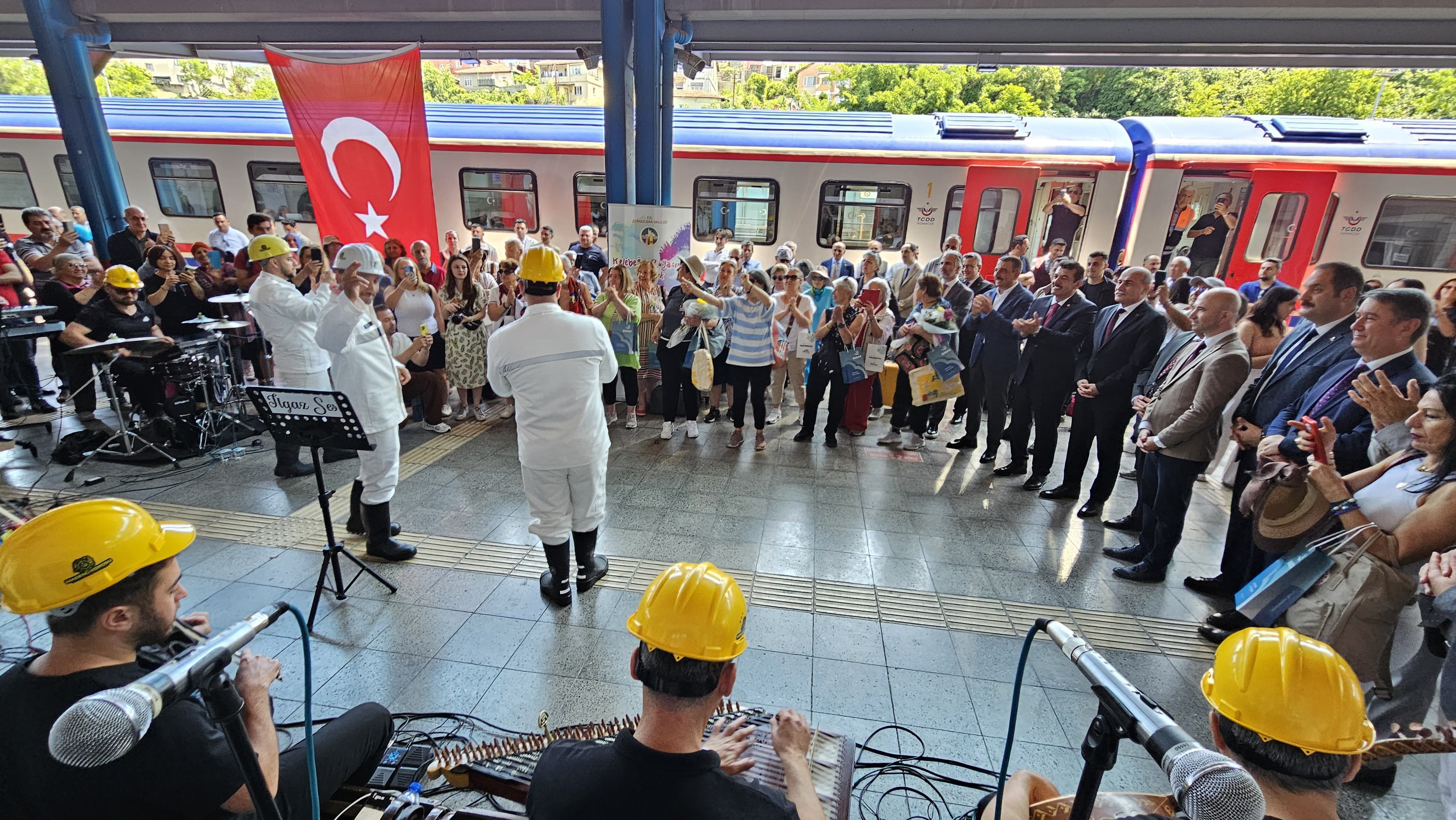 Karaelmas Ekspresi̇