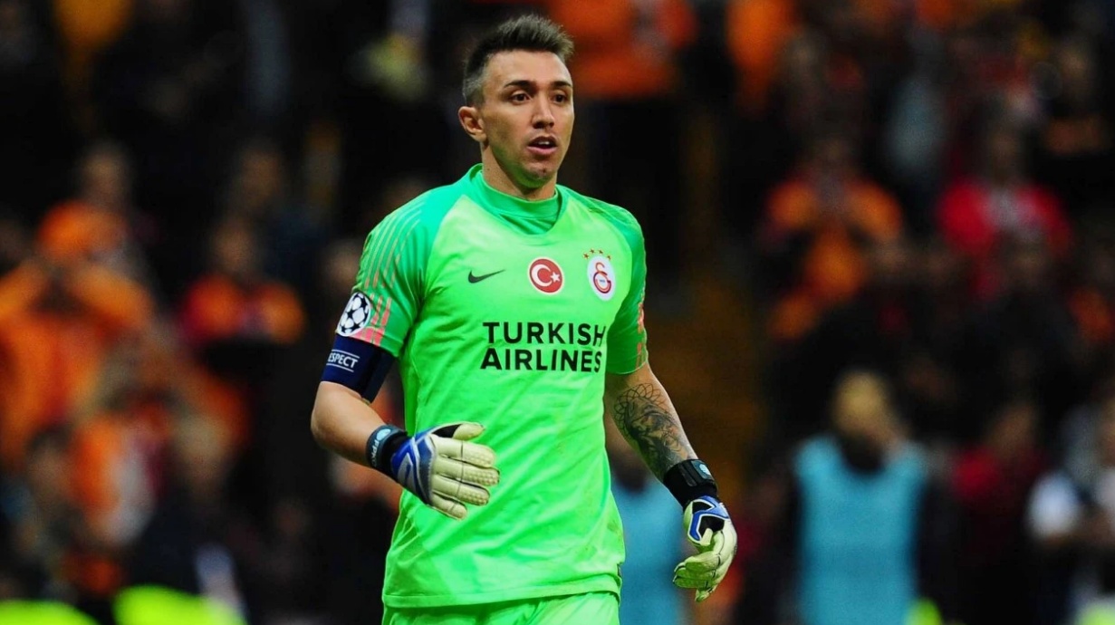 Muslera Yeni Takım 1