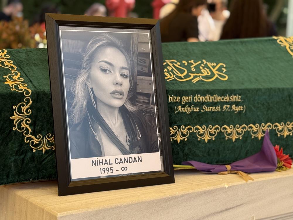 Nihal Candan Cenaze 1