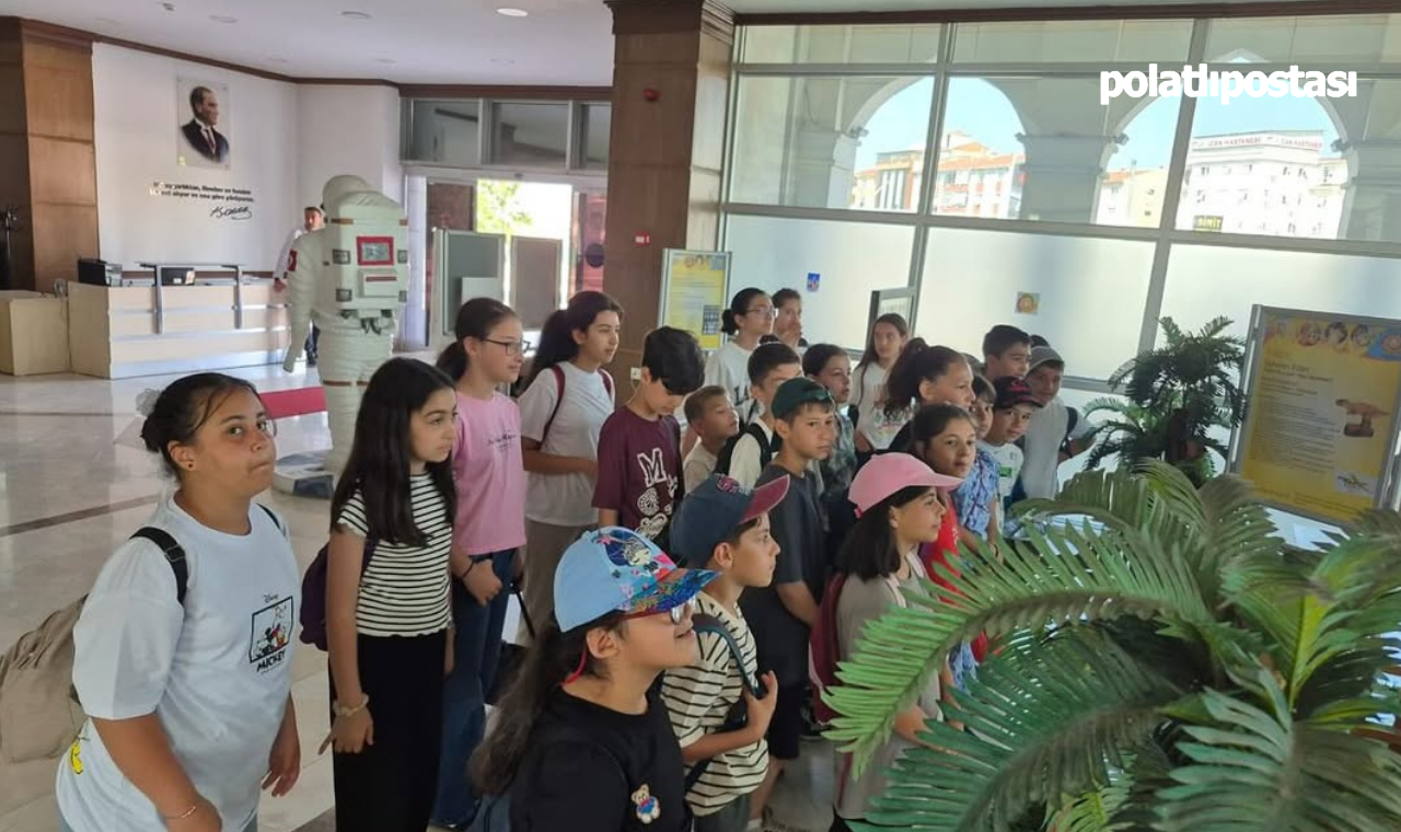 Polatlı Zafer Ortaokulu 5 B Sınıfı Bilim Ve Gökevi Gezisinde (1)