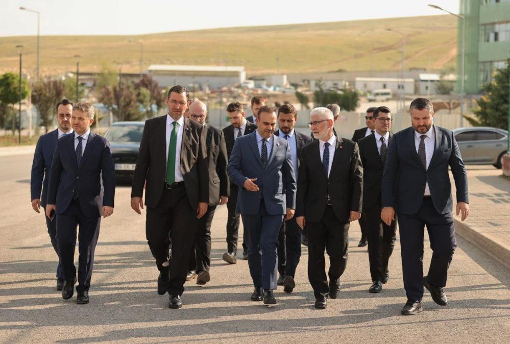  Sanayi Ve Teknoloji Bakanı'ndan Roketsan'a Ziyaret (2)