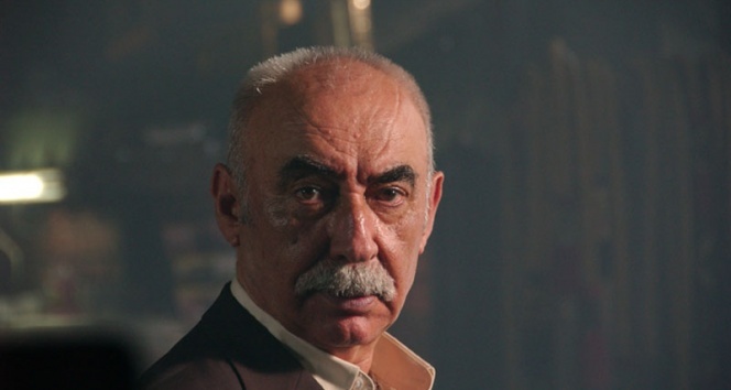 Usta Oyuncu Şener Şen'den Veda!-1