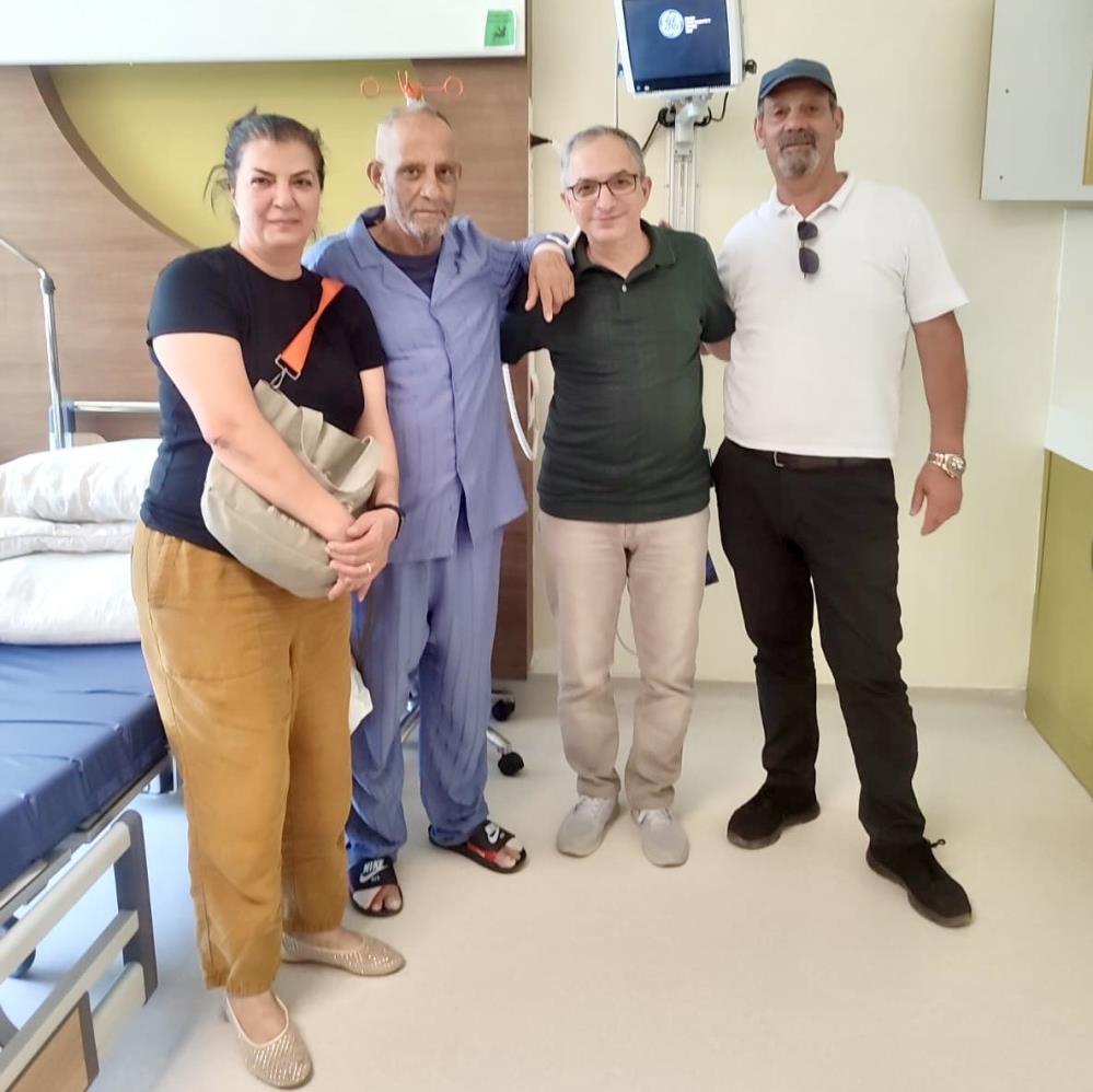 Yaşama Tutundu
