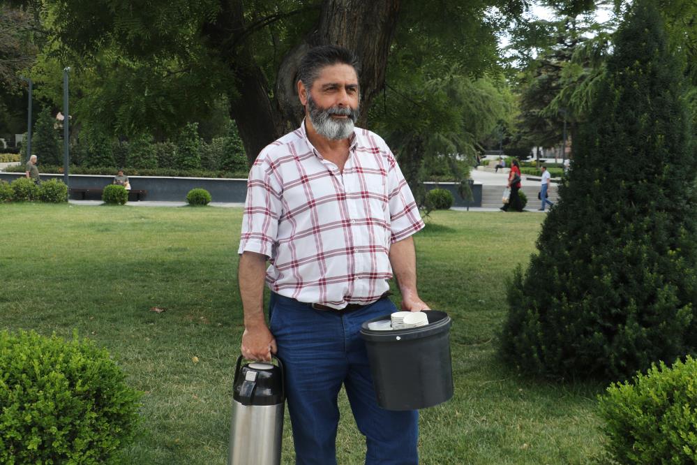 Ankara’da, Sıcak Hava Vatandaşı Zorluyor (2)
