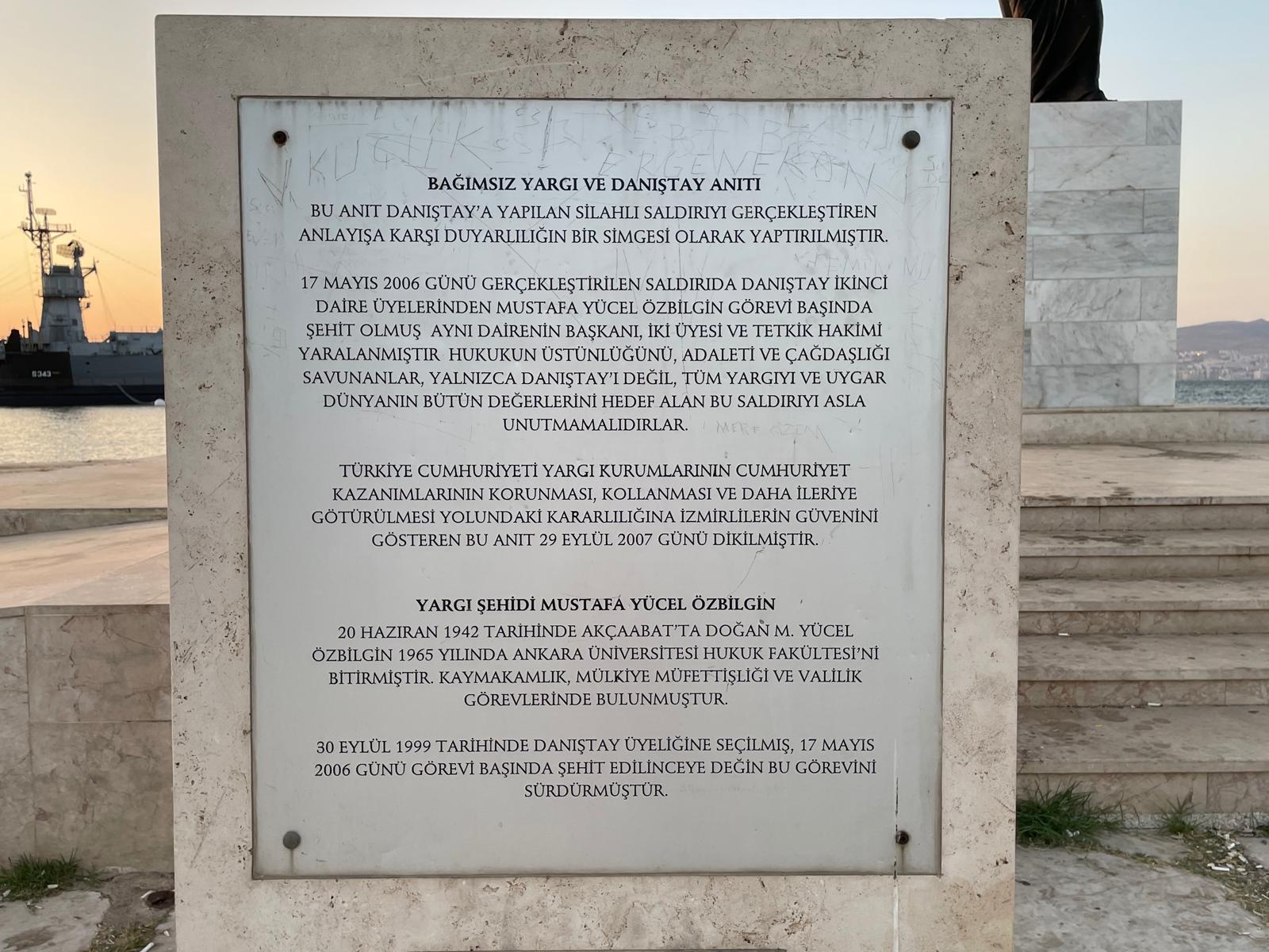 Bağımsız Yargı Anıtı