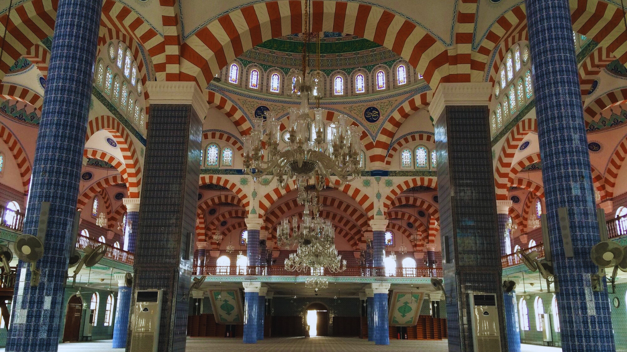 Cumhuriyet Döneminin Ikinci Büyük Camisi 6 Minareli Nadir Yapı (2)