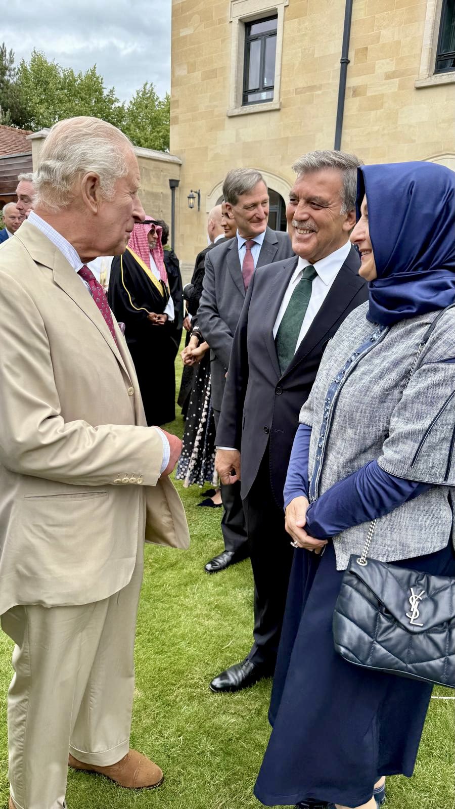 Gül Charles 2