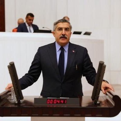 Hüseyin Yayman'ın KKTC ziyaretinde geçirdiği bu talihsiz kaza ve ardından başarılı operasyonla sağlığına kavuşması, siyaset ve sağlık camiasında yakından takip edildi.