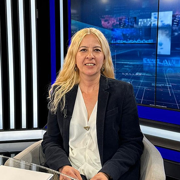 Nazlı Sarp 1