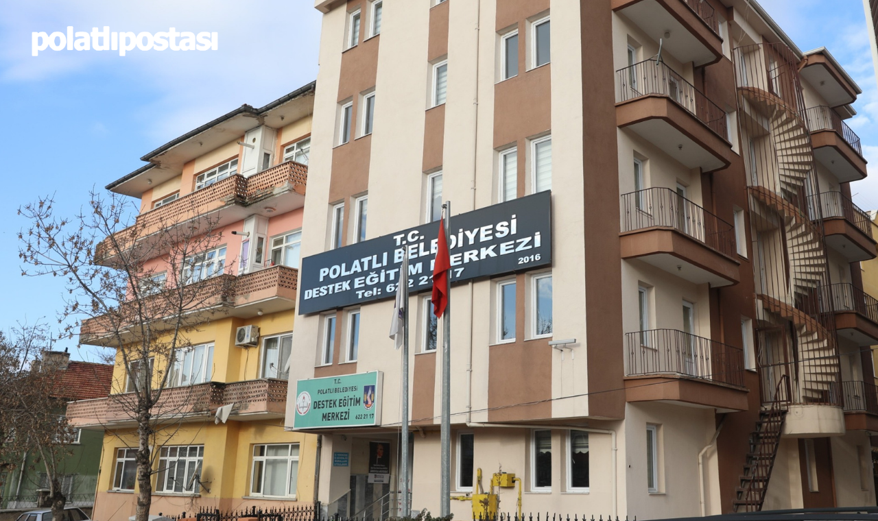 Polatlı Belediyesi Üniversite Tercih Döneminde De Öğrencilerin Yanında