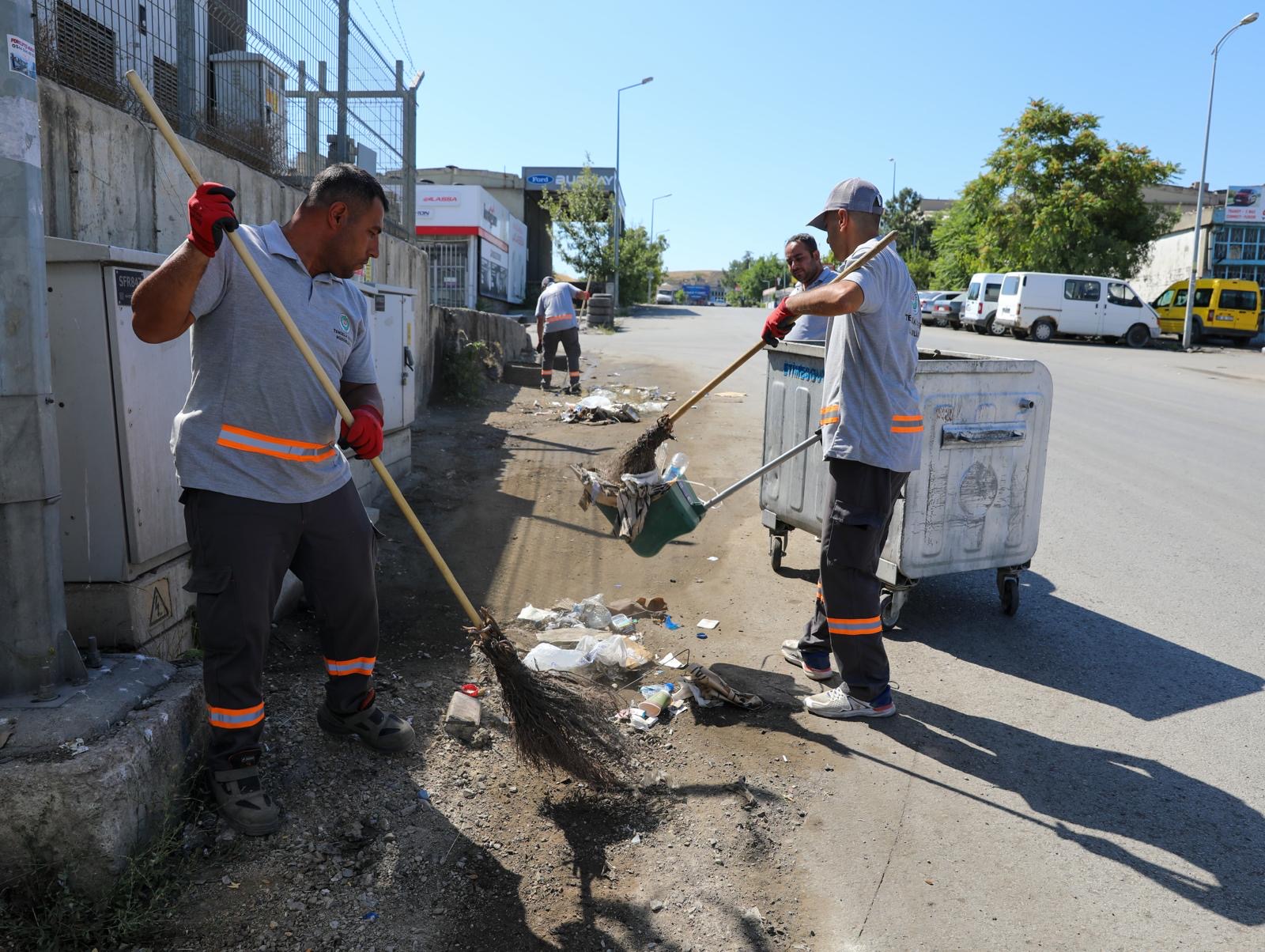 Şaşmaz Oto Sanayi’de Kapsamlı Temizlik Seferberliği  (1)