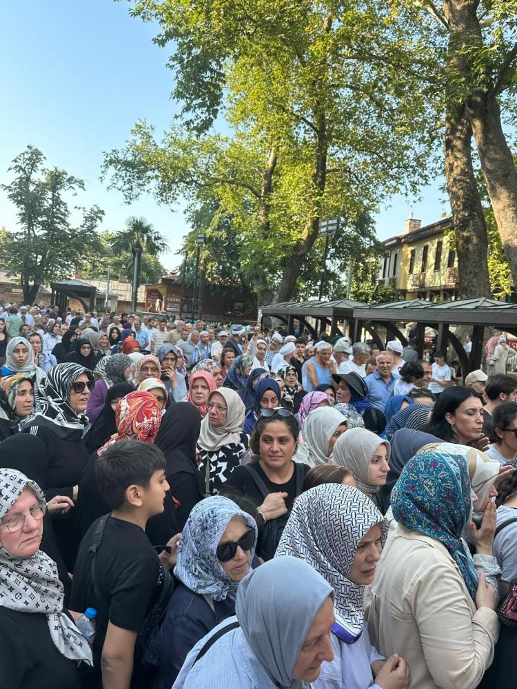 Şehitler Için Aşure Ikram Edildi! (2)