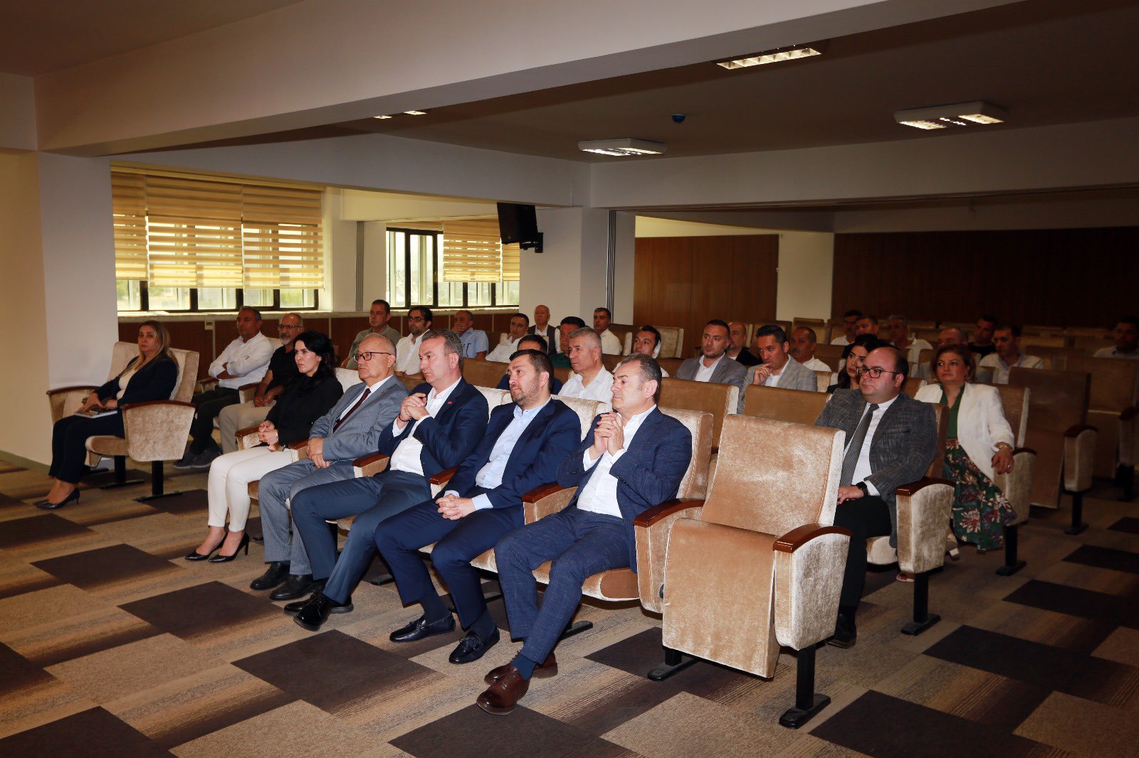 Yenimahalle'de Hizmet Maratonu Sürüyor (2)