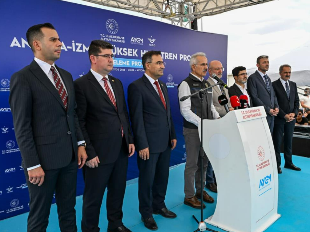 Ankara İzmir Arası 3,5 Saatte Düşecek! (2)
