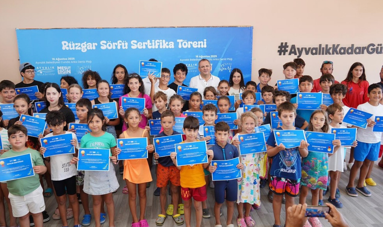 Ayvalıklı Çocuklar Rüzgâr Sörfüyle Tanıştı2